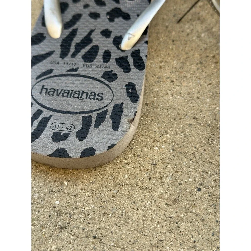Havaianas Women’s Thong Flip Flop Grey Leopard Print sz 11/12